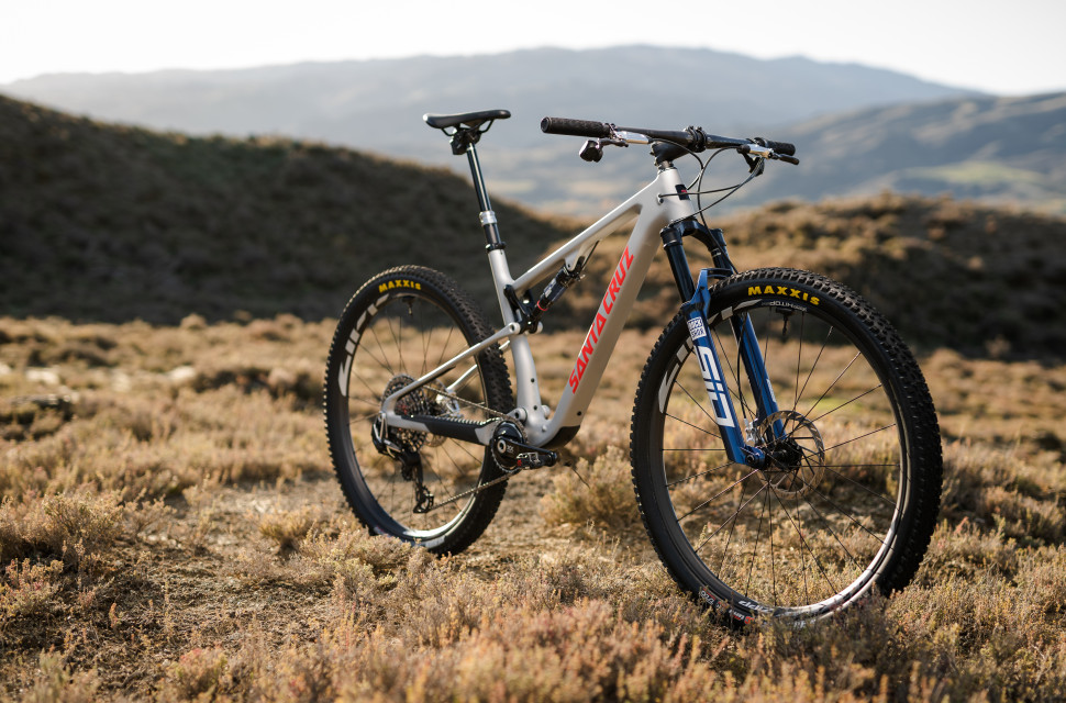 Mountain bike fork rockshox hot sale